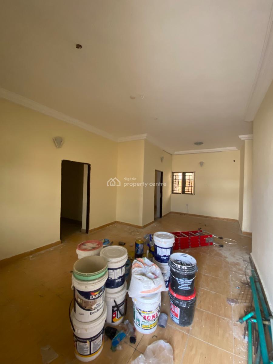 Lovely 3bedroom in a Good Estate Very Close to Road,wt Water, Before Ogombo Roundabout, Off Ogombo Road, Ajah, Lagos, Flat / Apartment for Rent