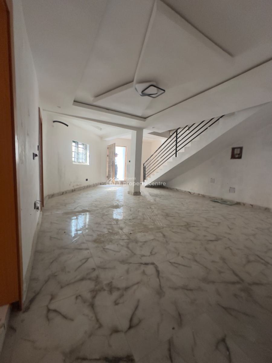 Very Perfect for Commercial, 2 Bedroom Semi Detached, Off Admiralty Way, Lekki Phase 1, Lekki, Lagos, Semi-detached Duplex for Rent