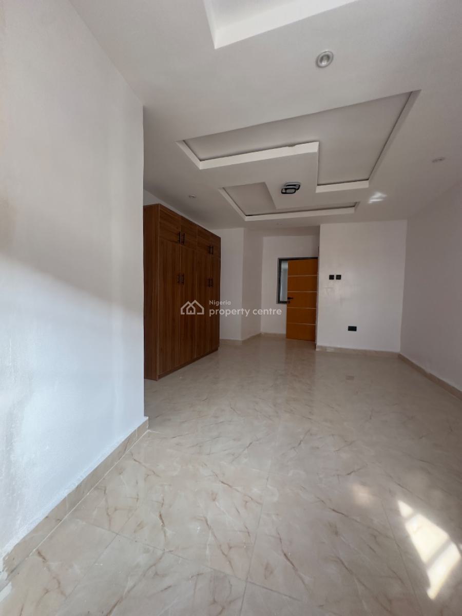 Very Perfect for Commercial, 2 Bedroom Semi Detached, Off Admiralty Way, Lekki Phase 1, Lekki, Lagos, Semi-detached Duplex for Rent