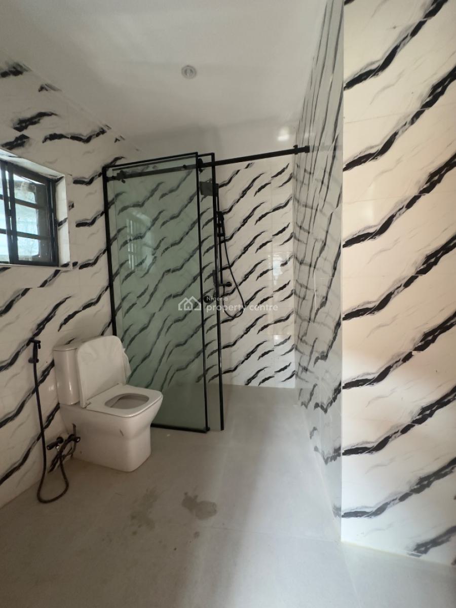 Very Perfect for Commercial, 2 Bedroom Semi Detached, Off Admiralty Way, Lekki Phase 1, Lekki, Lagos, Semi-detached Duplex for Rent