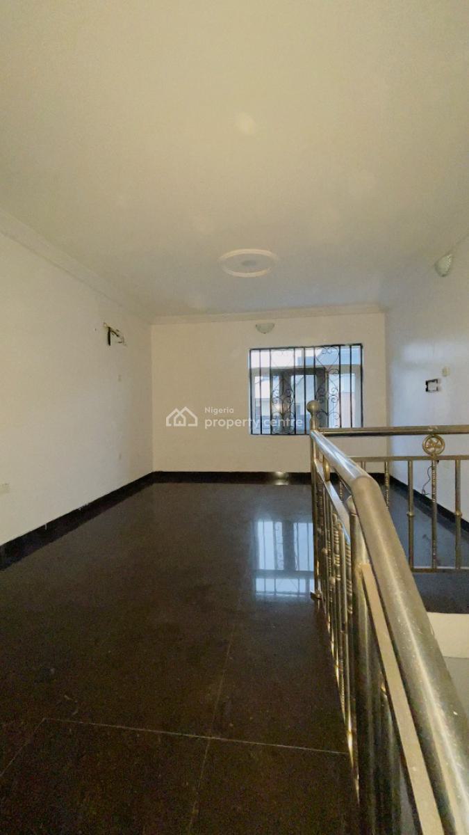 New Renovated Two Bedroom Duplex., Off Oladimeji Alo Street., Lekki Phase 1, Lekki, Lagos, Flat / Apartment for Rent