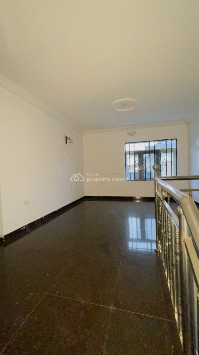 New Renovated Two Bedroom Duplex., Off Oladimeji Alo Street., Lekki Phase 1, Lekki, Lagos, Flat / Apartment for Rent