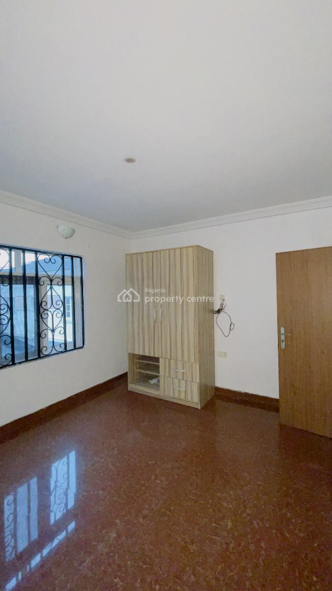 New Renovated Two Bedroom Duplex., Off Oladimeji Alo Street., Lekki Phase 1, Lekki, Lagos, Flat / Apartment for Rent