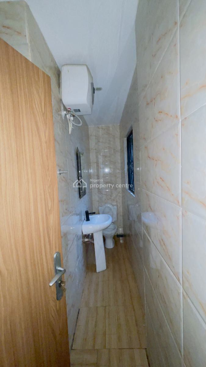 New Renovated Two Bedroom Duplex., Off Oladimeji Alo Street., Lekki Phase 1, Lekki, Lagos, Flat / Apartment for Rent