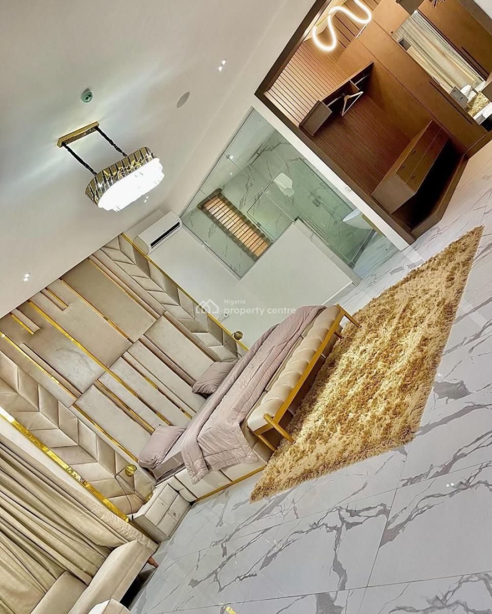 Short-spot Grandux 5 Bedroom Duplex Apartment, Lekki Phase 1, Lekki, Lagos, Flat / Apartment Short Let