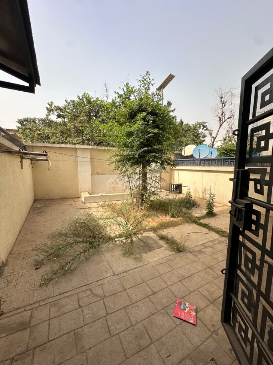 4 Bedroom Duplex & Bq, Kaura, Abuja, Terraced Duplex for Sale
