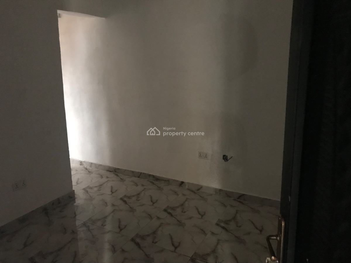 Newly Built Lovely Spacious Miniflat, Iwaya, Iwaya, Yaba, Lagos, Mini Flat (room and Parlour) for Rent