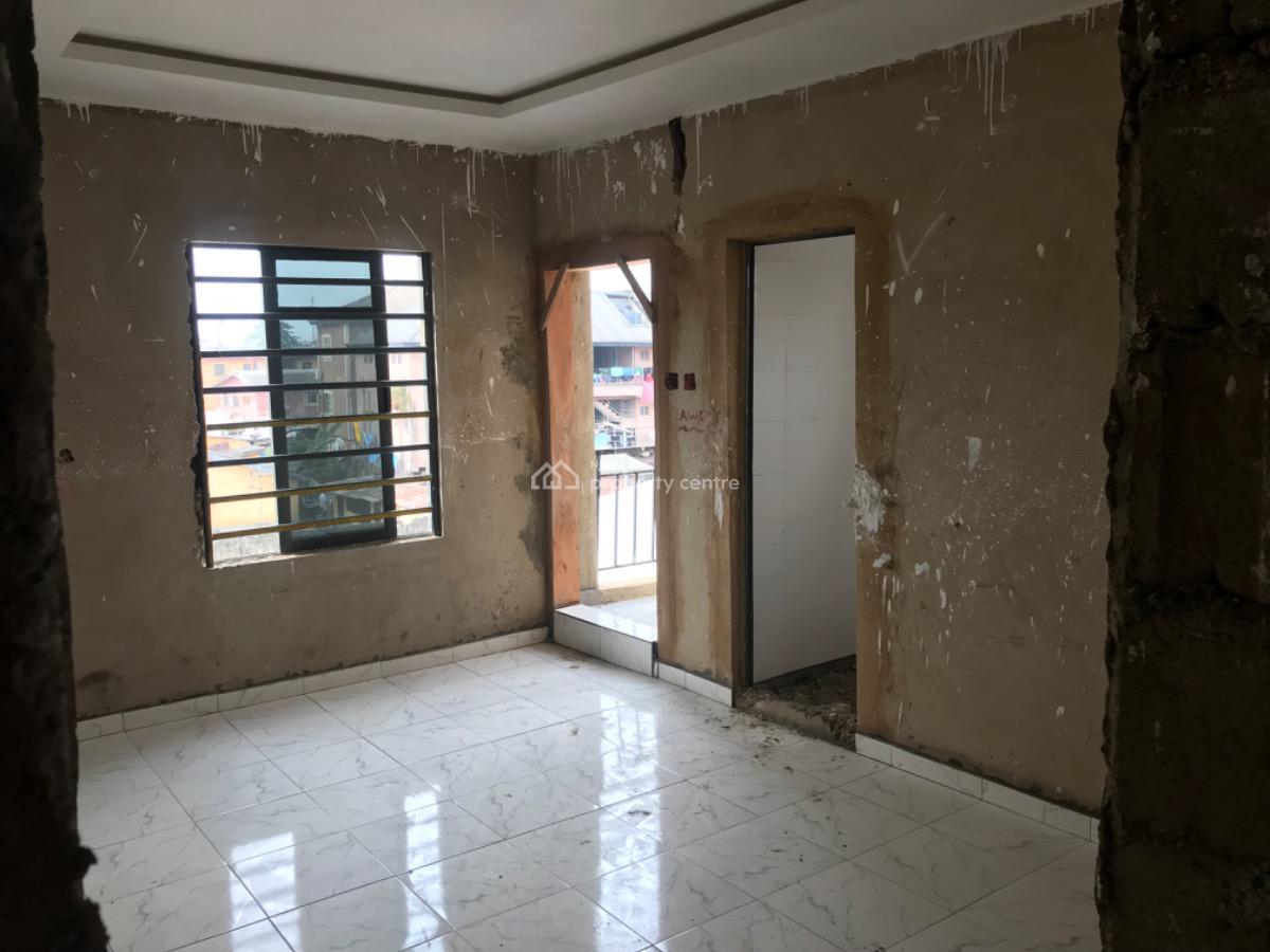 Newly Built Service Selfcontain(24 Hours Light), Mafoluku, Akoka, Yaba, Lagos, Self Contain (single Rooms) for Rent