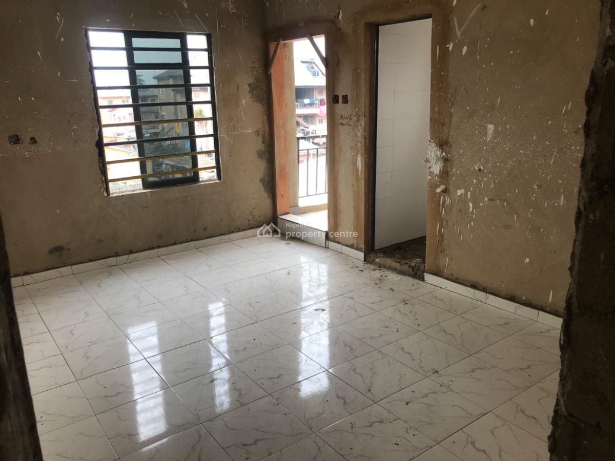 Newly Built Service Selfcontain(24 Hours Light), Mafoluku, Akoka, Yaba, Lagos, Self Contain (single Rooms) for Rent