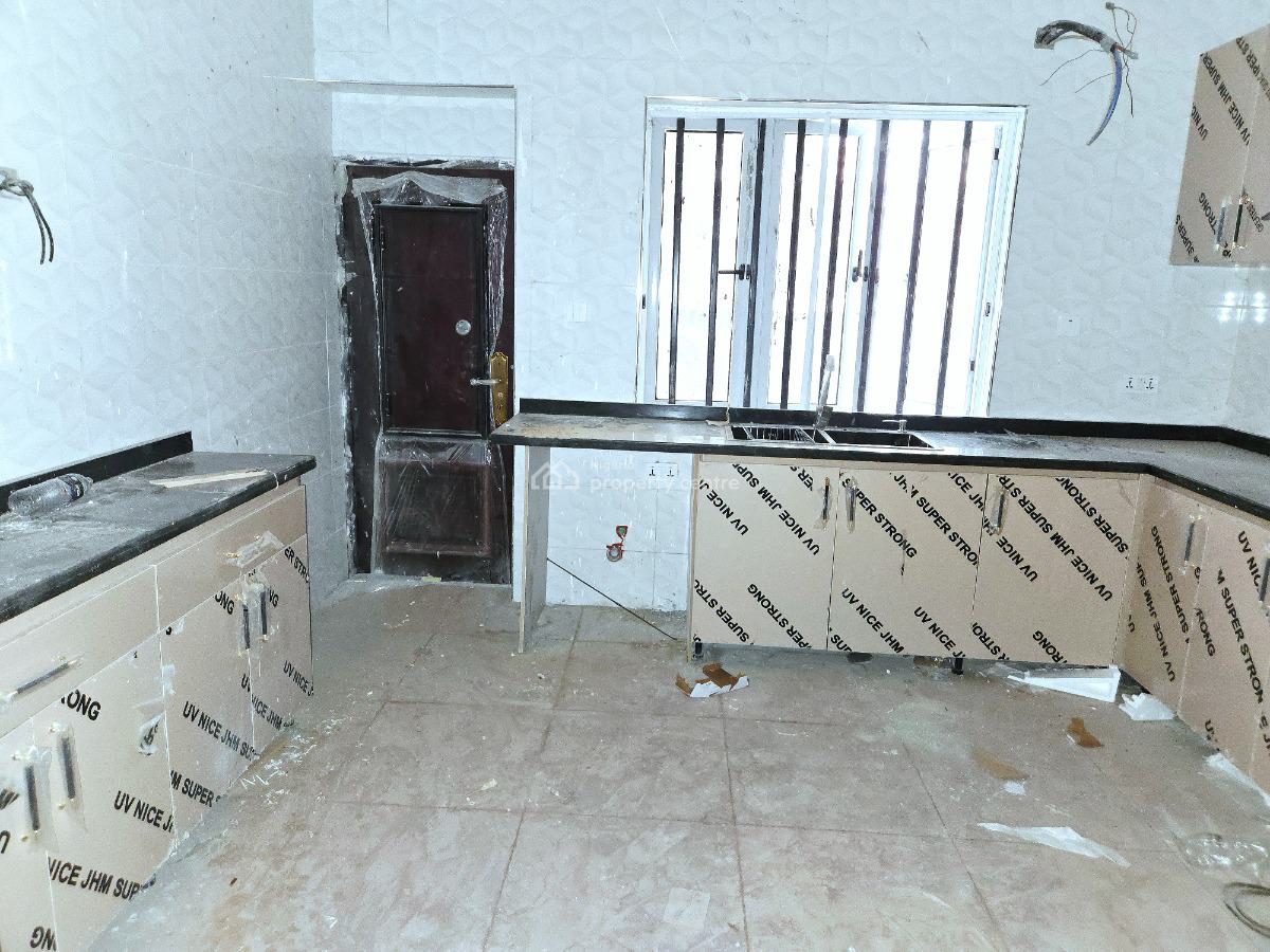 Brand New 5 Bedroom Terrace, Lekki Phase 1, Lekki, Lagos, Terraced Duplex for Rent