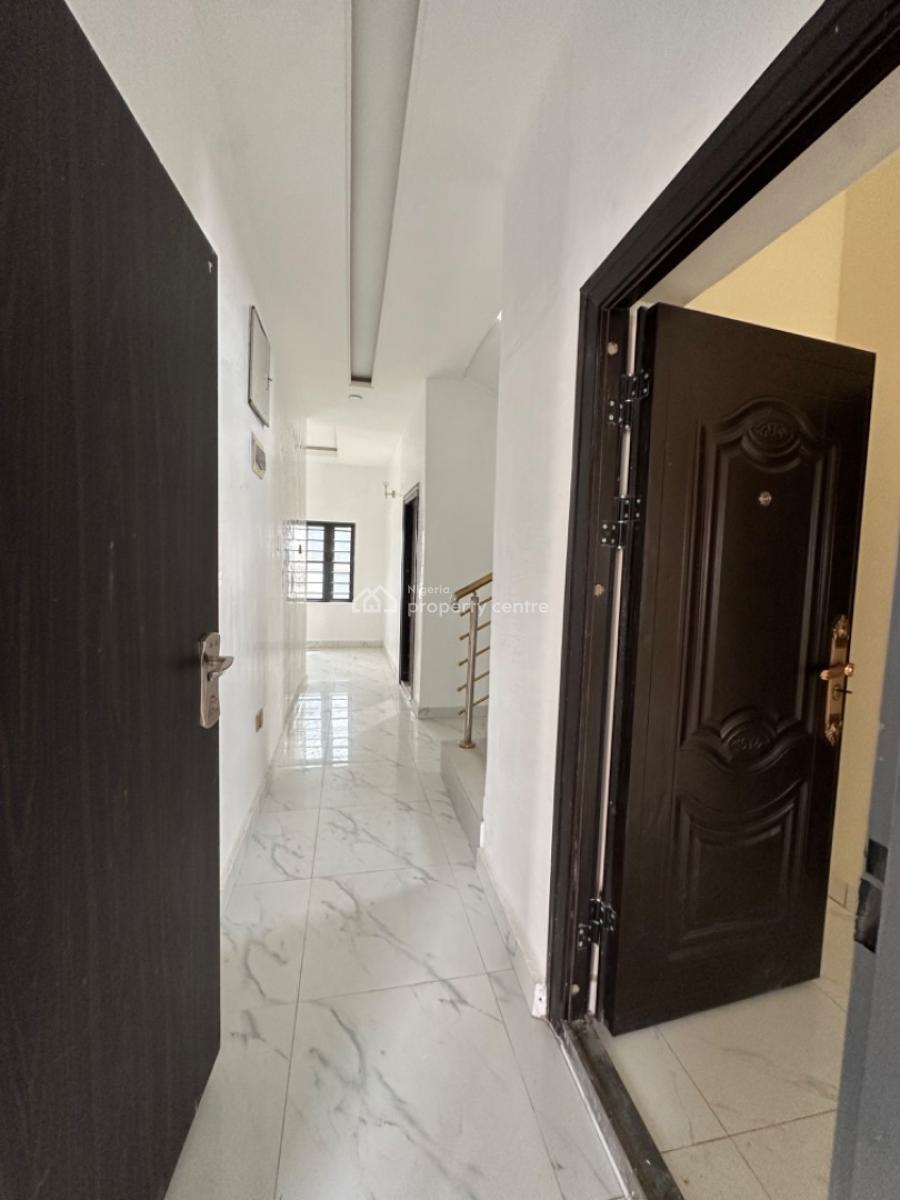 Brand New 4 Bedroom Duplex, Lugbe District, Abuja, Terraced Duplex for Sale