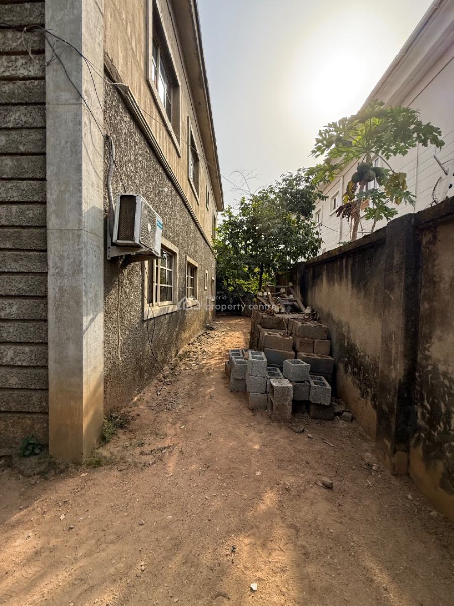6 Bedroom Detached Duplex with Bq Distress, Dawaki News Engineering, Dawaki, Gwarinpa, Abuja, Detached Duplex for Sale