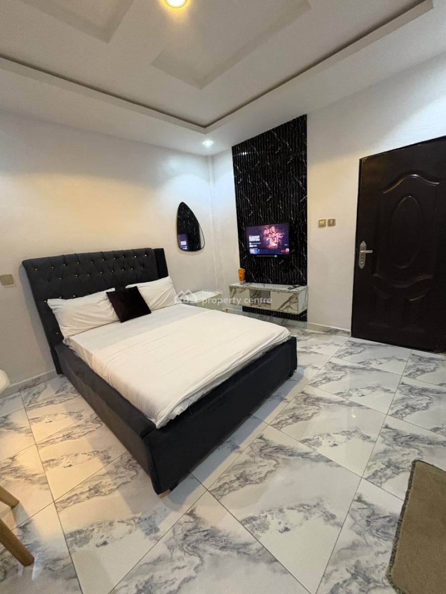Studio Apartment, Glover Street Yaba, Yaba, Lagos, Self Contain (single Rooms) Short Let
