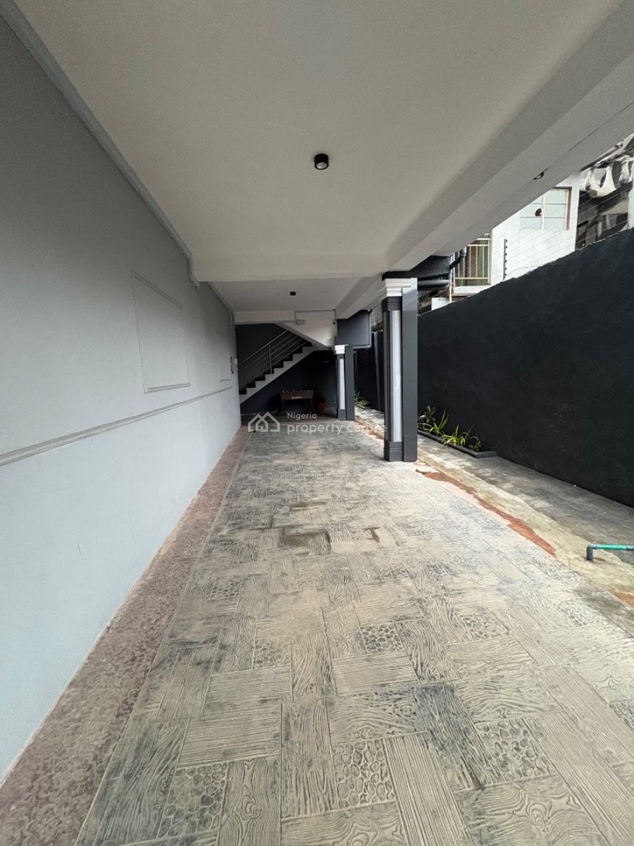 Studio Apartment, Glover Street Yaba, Yaba, Lagos, Self Contain (single Rooms) Short Let