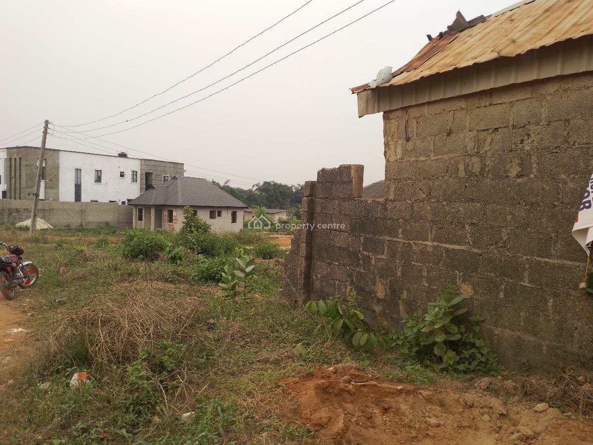 3 Bedrooms Bungalow with Shop, Agunfoye, Off Bayeku Road, Igbogbo, Ikorodu, Lagos, Detached Bungalow for Sale