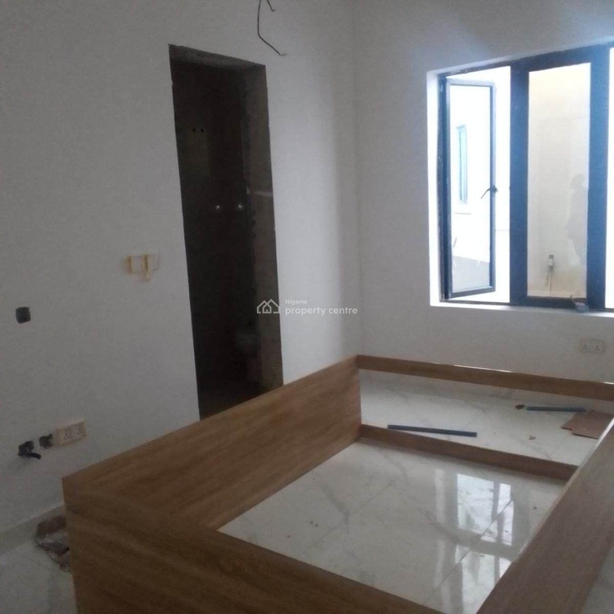 Massive and Spacious 3bedroo House, Ajah Abraham Adesanya, Ajah, Lagos, Terraced Duplex for Sale