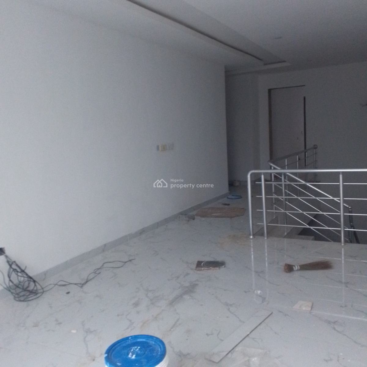 Massive and Spacious 3bedroo House, Ajah Abraham Adesanya, Ajah, Lagos, Terraced Duplex for Sale