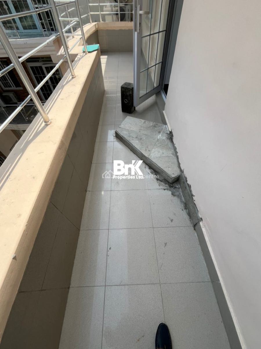 Spacious 1room Living Area (no Kitchen), Oniru, Victoria Island (vi), Lagos, Self Contain (single Rooms) for Rent