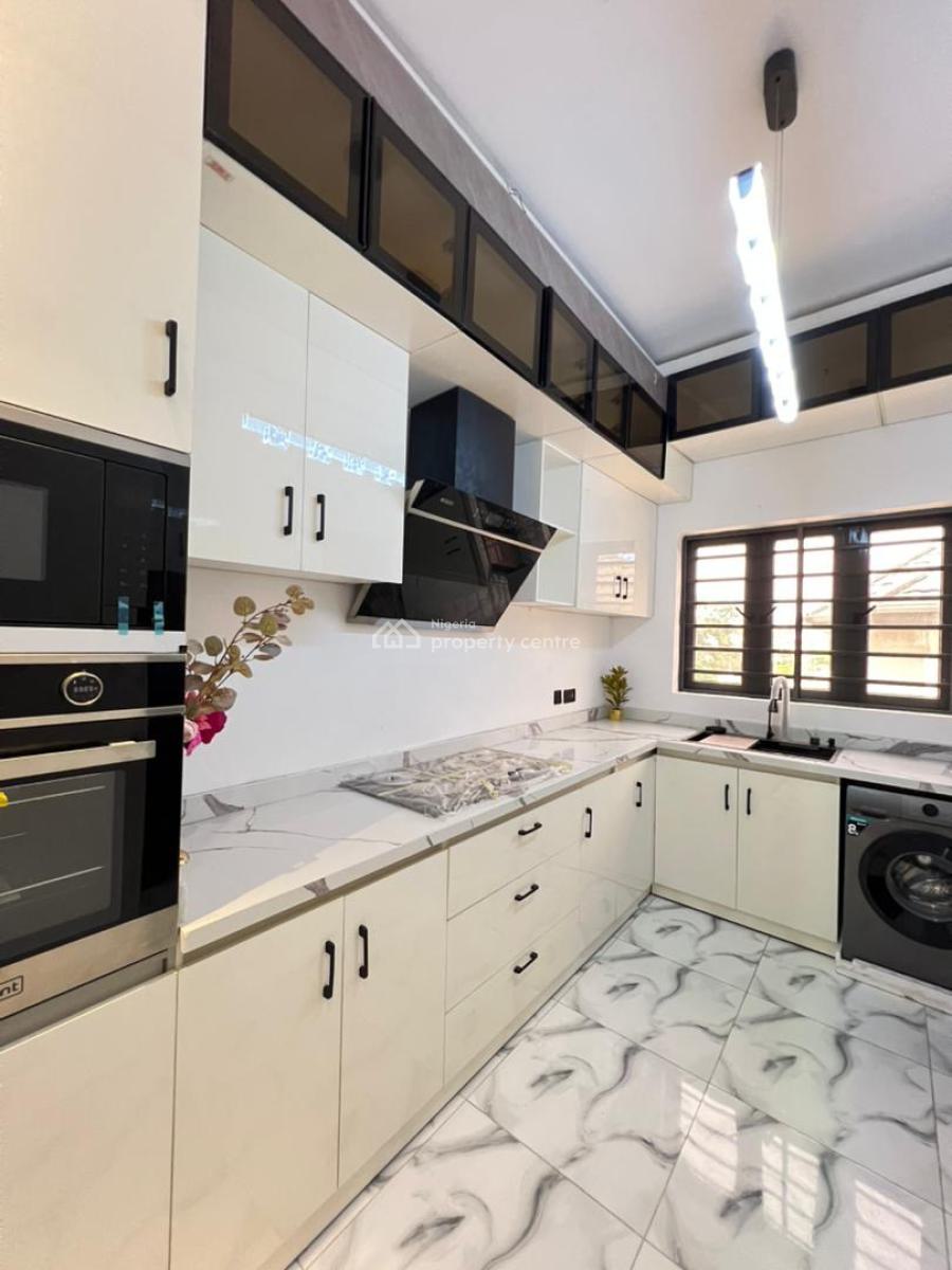 Contemporary 4 Bedroom Terraced Duplex with Bq in Serene Environment, Lekki Phase 1, Lekki, Lagos, Terraced Duplex for Sale