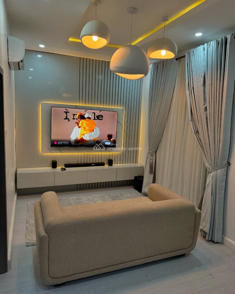 Short-spot Delux 4 Bedroom Duplex Apartment, Gbangbala Street, Ikate, Lekki, Lagos, Flat / Apartment Short Let