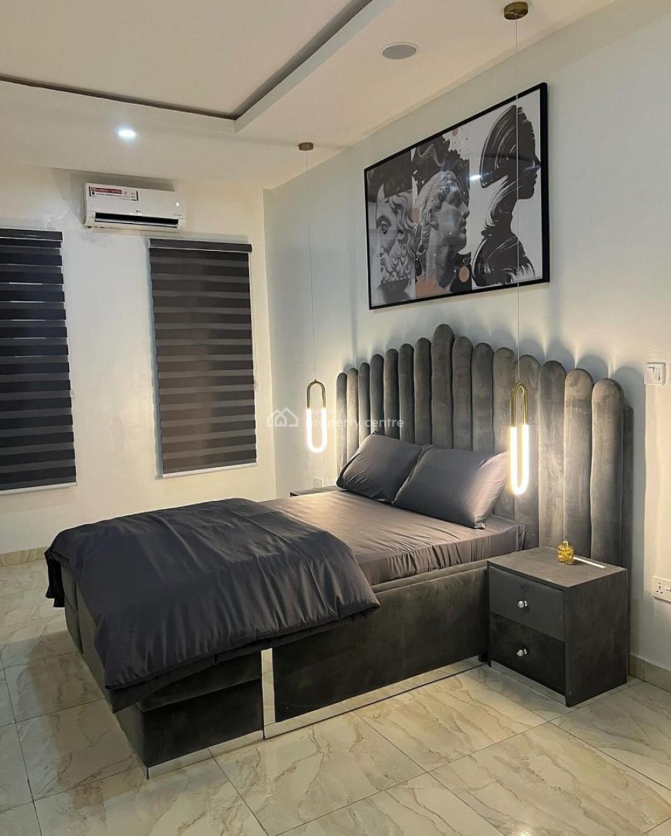 Short-spot Gold Prime 4 Bedroom Duplex Apartment, Gbangbala Street, Ikate, Lekki, Lagos, Flat / Apartment Short Let