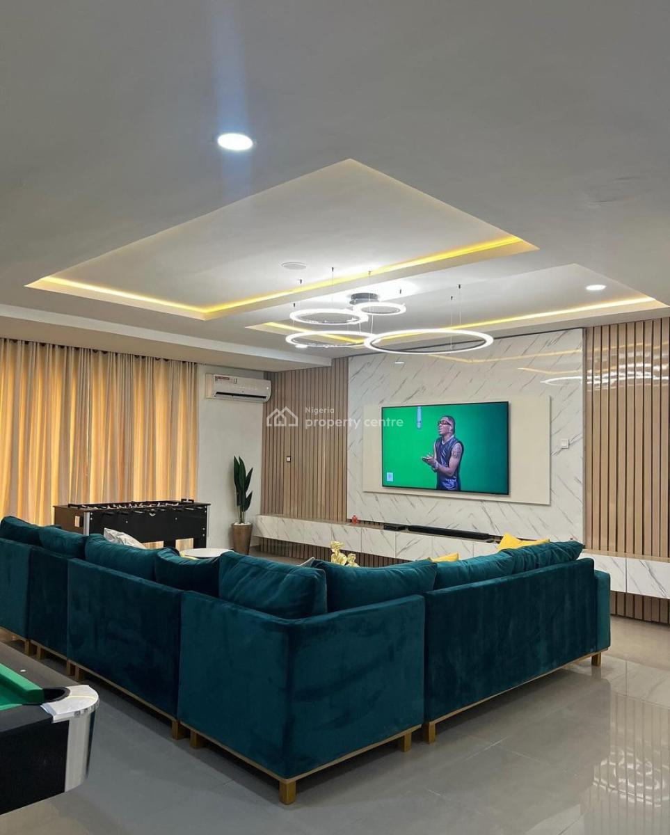 Short-spot Lavender 4 Bedroom Duplex Apartment, Gbangbala Street, Ikate, Lekki, Lagos, Flat / Apartment Short Let