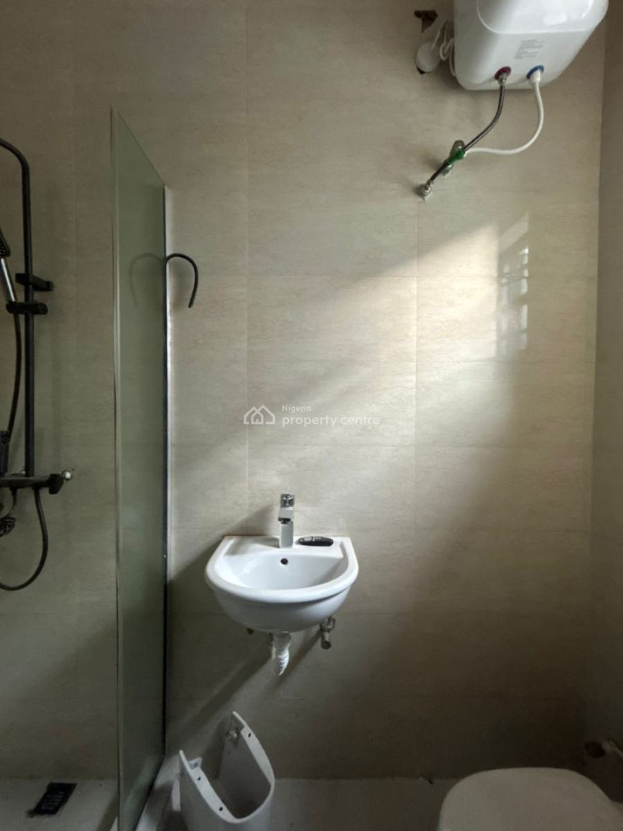 4-bedroom Semi-detached Duplex with Bq, Ologolo, Lekki, Lagos, Semi-detached Duplex for Sale