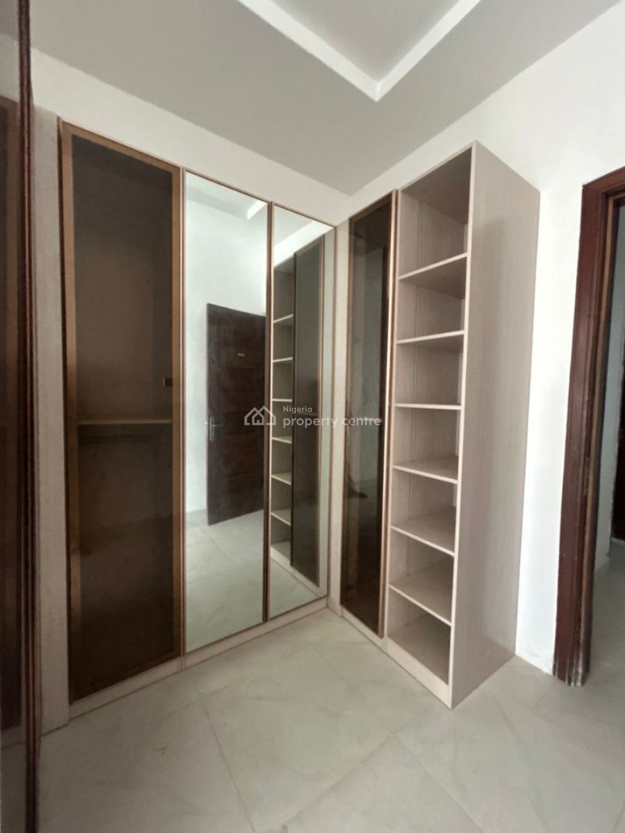 4-bedroom Semi-detached Duplex with Bq, Ologolo, Lekki, Lagos, Semi-detached Duplex for Sale