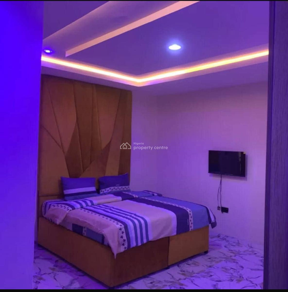 1 Bedroom, Surulere, Lagos, Flat / Apartment Short Let