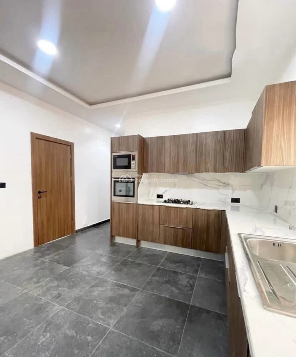 Spacious 3 Bedroom Apartment with Pool, Bq and Elevator, Ikate, Lekki, Lagos, Flat / Apartment for Rent