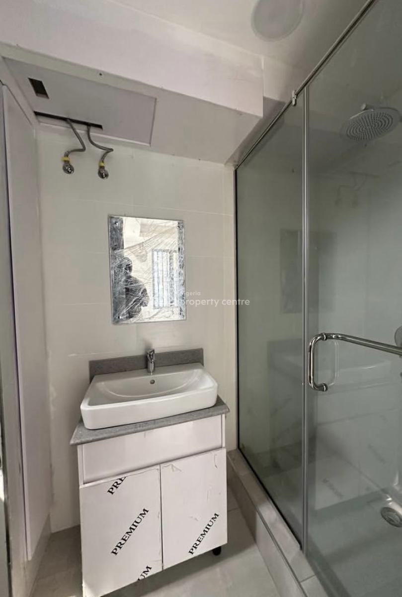 4 Units of 2 Bedroom Penthouse with Gym and Pool, Lekki Phase 1, Lekki, Lagos, Flat / Apartment for Rent