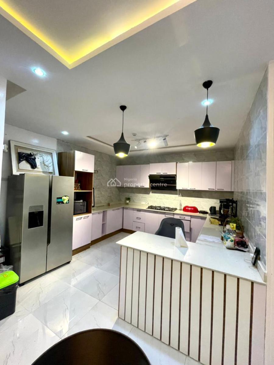 Distress Deal! Exquisite Luxury 2 Bedroom Apartment, Ikate, Lekki, Lagos, Flat / Apartment for Sale