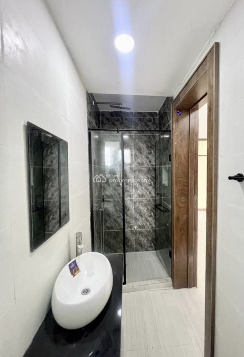 Spacious 2 Bedroom Apartment, Ikate, Lekki, Lagos, Flat / Apartment for Rent