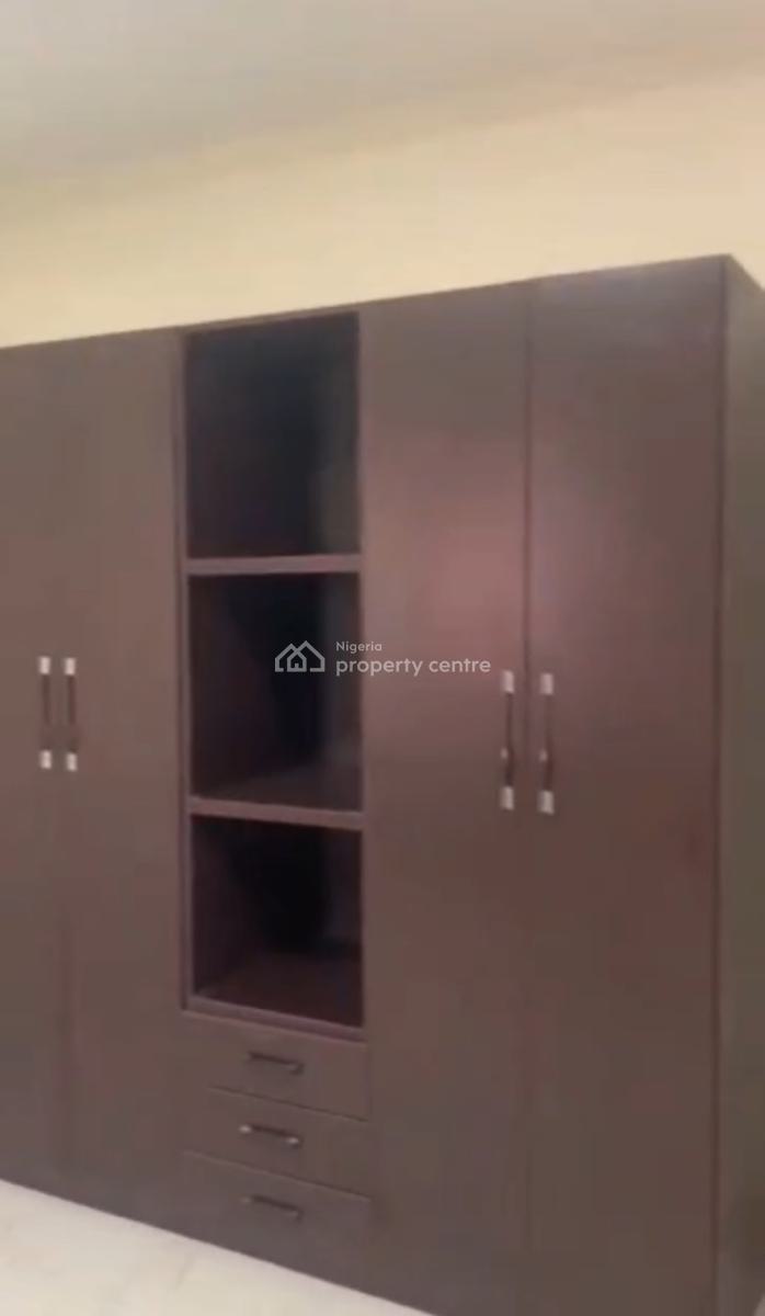 Exquisitely Finished 3 Bedroom Flat En-suite with Bq, Roseville Apartments,  Along Ebute-ibeshe Road, Ebute, Ikorodu, Lagos, Flat / Apartment for Sale