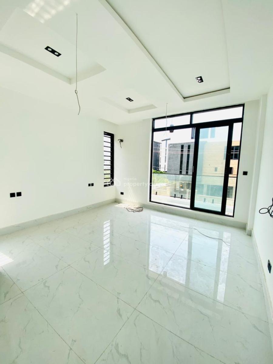 Luxury 2 Bedroom Apartment with Elevator, Lekki Phase 1, Lekki, Lagos, Flat / Apartment for Sale