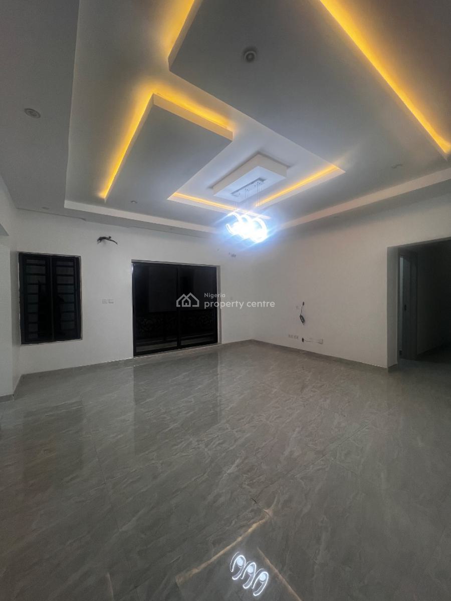 Luxury 2 Bedroom Apartment with Bq, Swimming Pool,gym and Elevator, Lekki Phase 1, Lekki, Lagos, Flat / Apartment for Sale