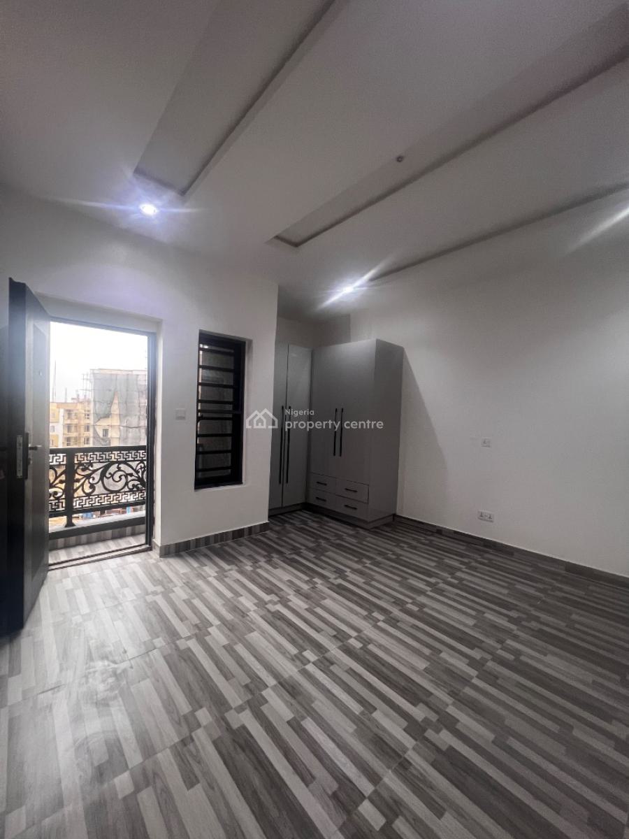 Luxury 2 Bedroom Apartment with Bq, Swimming Pool,gym and Elevator, Lekki Phase 1, Lekki, Lagos, Flat / Apartment for Sale