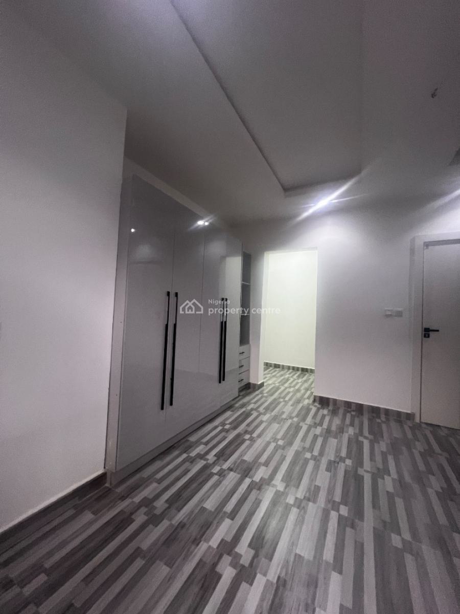 Luxury 2 Bedroom Apartment with Bq, Swimming Pool,gym and Elevator, Lekki Phase 1, Lekki, Lagos, Flat / Apartment for Sale