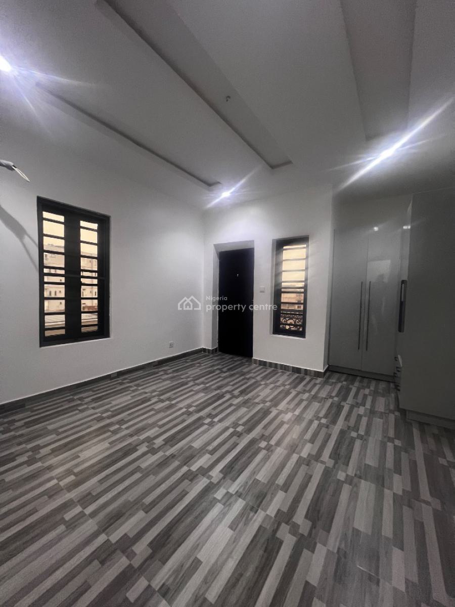 Luxury 2 Bedroom Apartment with Bq, Swimming Pool,gym and Elevator, Lekki Phase 1, Lekki, Lagos, Flat / Apartment for Sale