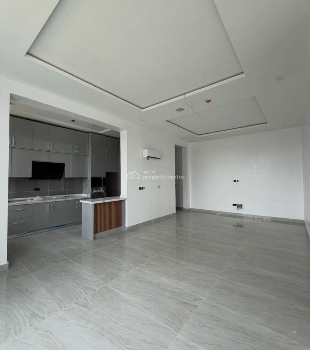 Luxury 2 Bedroom Apartment with Swimming in The Heart of Lekki Phase 1, Off Admiralty, Lekki Phase 1, Lekki, Lagos, Flat / Apartment for Rent