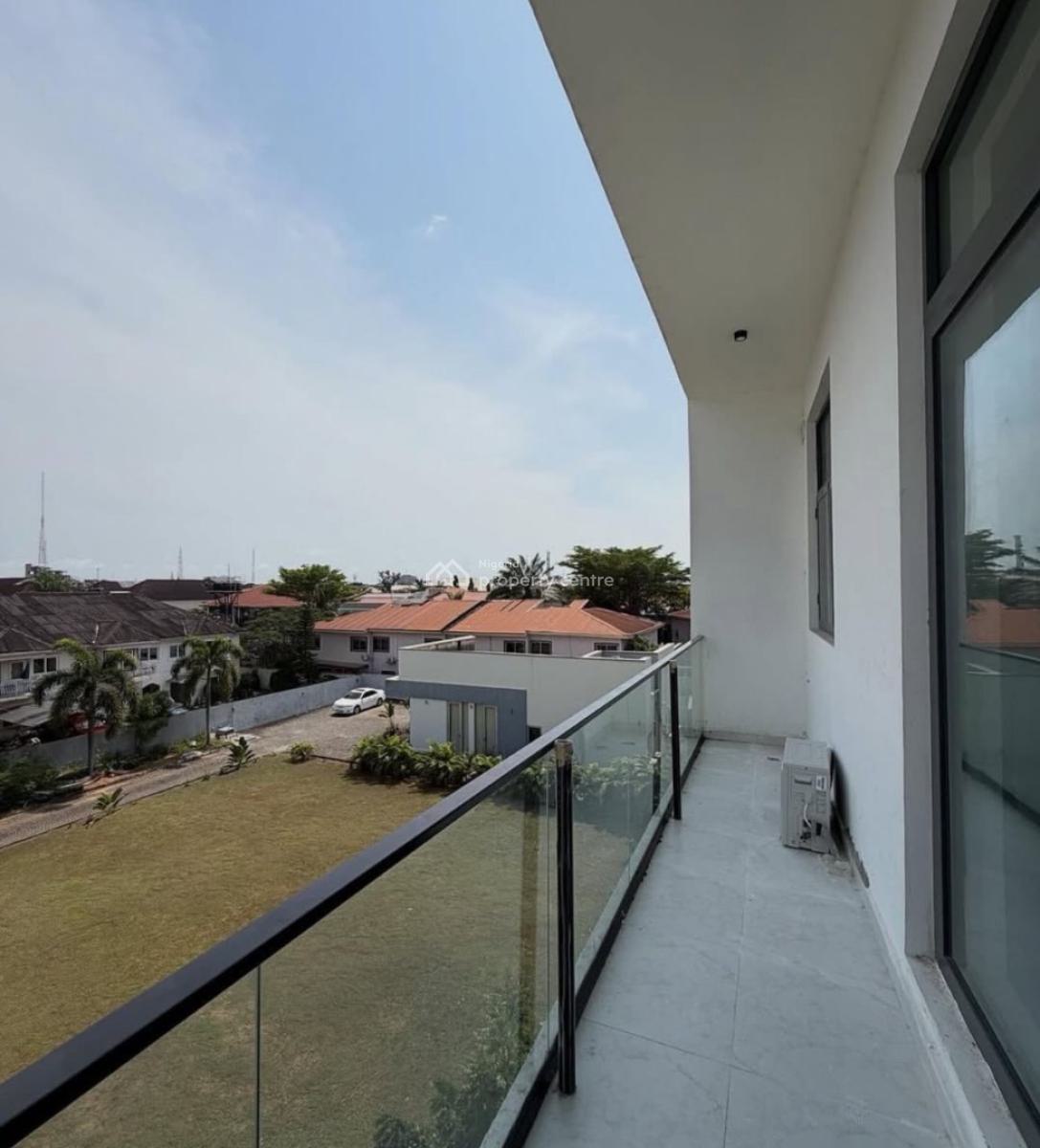 Luxury 2 Bedroom Apartment with Swimming in The Heart of Lekki Phase 1, Off Admiralty, Lekki Phase 1, Lekki, Lagos, Flat / Apartment for Rent