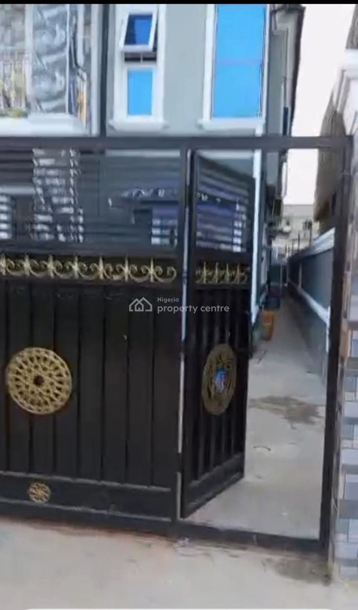 5 Bedrooms, Aboru, Iyana-ipaja, Alimosho, Lagos, House for Sale