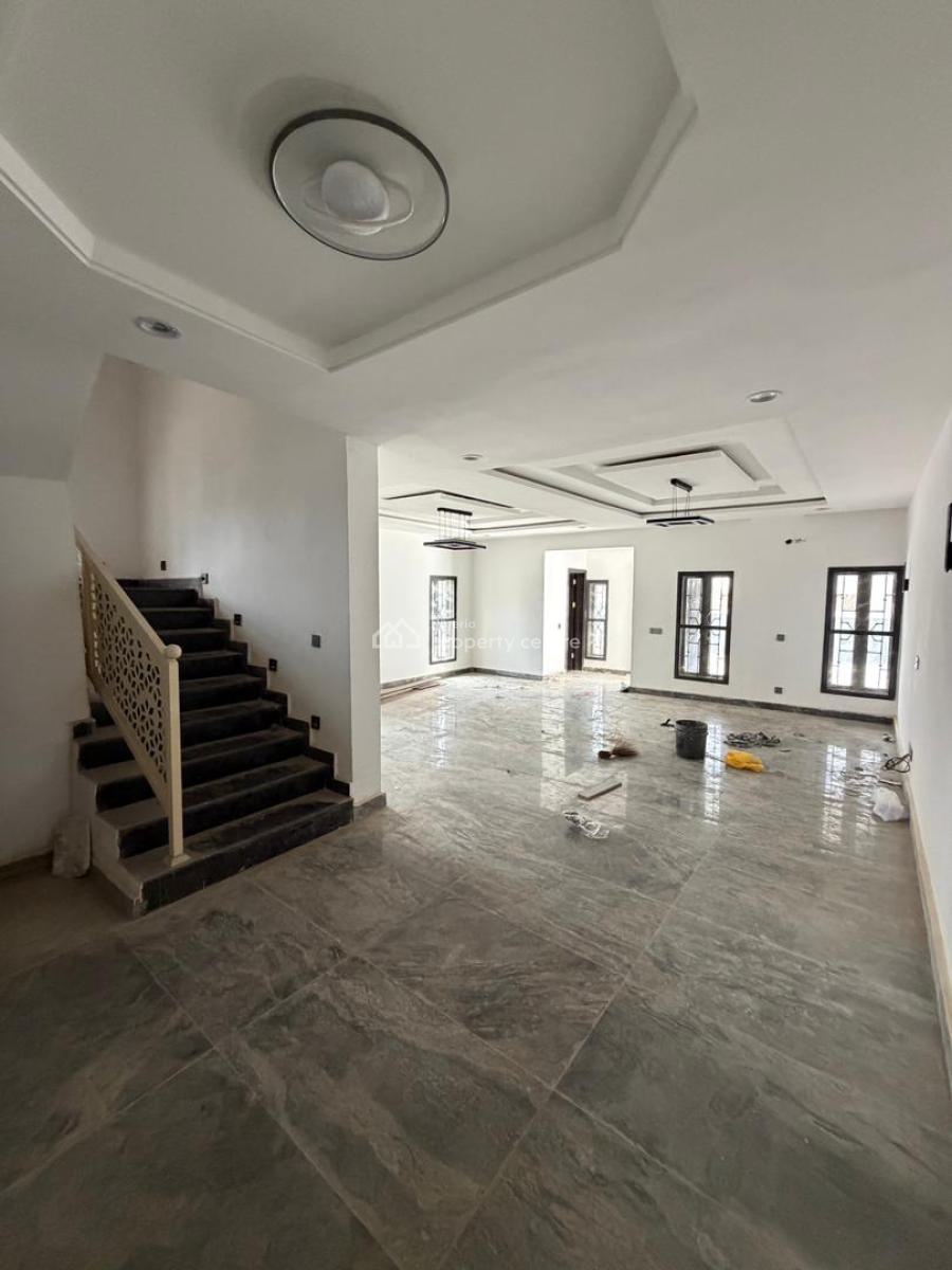 Spacious and Tastefully Finished 4 Bedroom Terrace, Guzape District, Abuja, Terraced Duplex for Sale