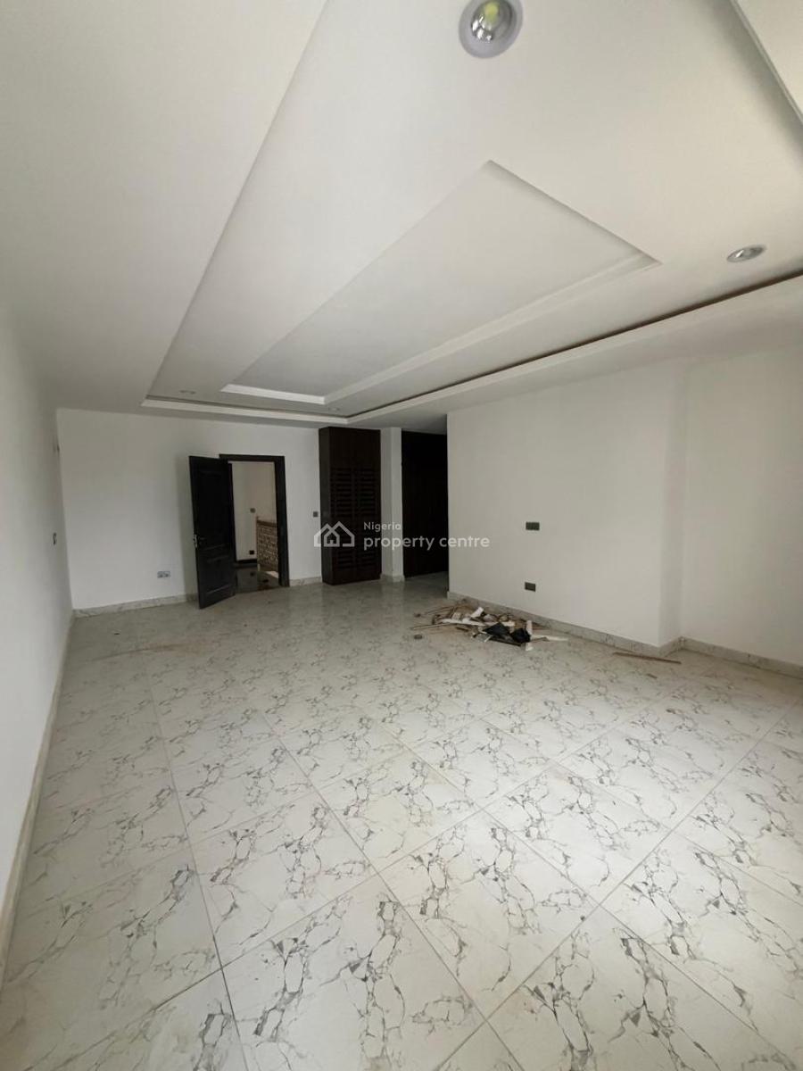 Spacious and Tastefully Finished 4 Bedroom Terrace, Guzape District, Abuja, Terraced Duplex for Sale