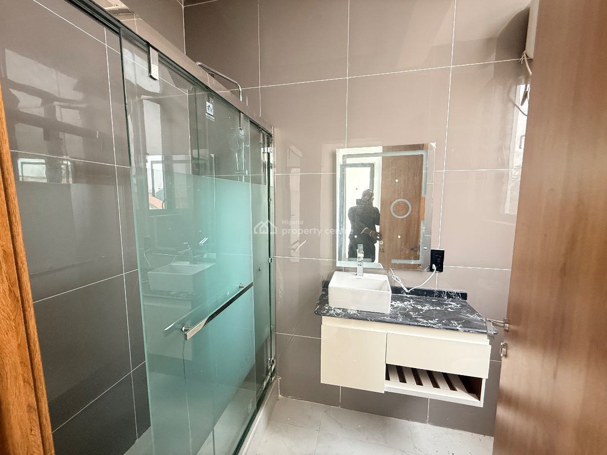 Brand New Luxury 2 Bedroom Apartment, Off Admiralty Road, Lekki Phase 1, Lekki, Lagos, House for Rent