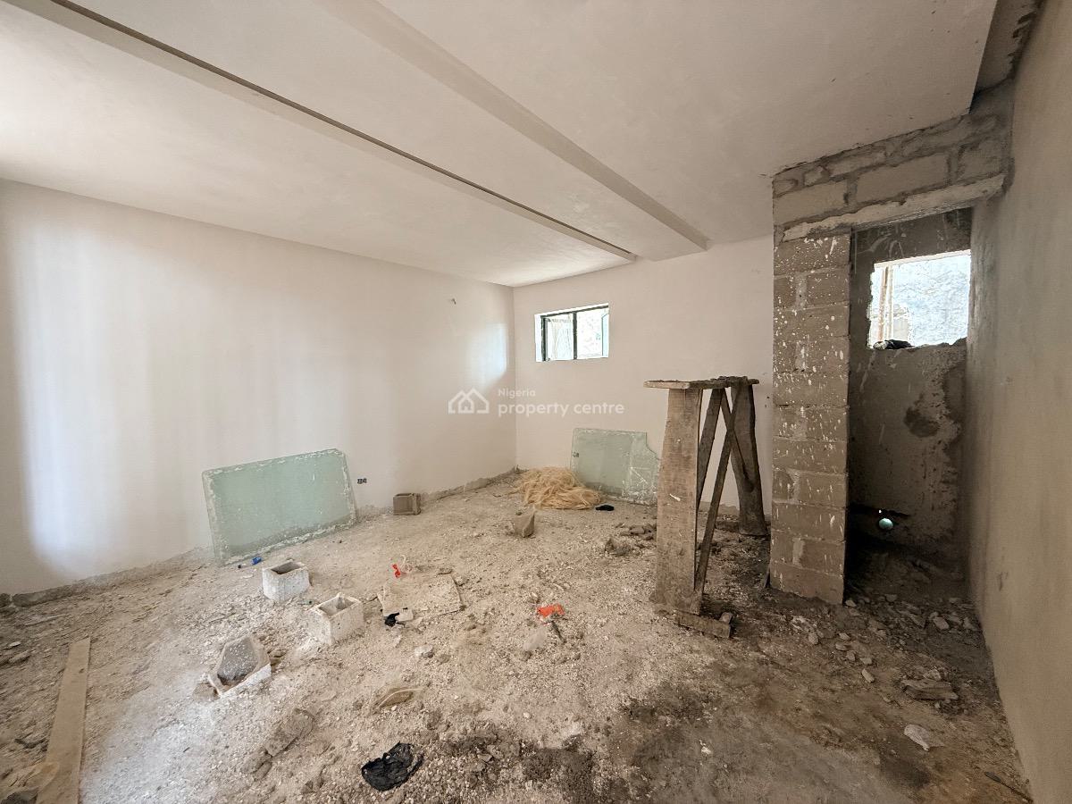 Prime Commercial Mall Spaces on a Busy Road, Lekki Phase 1, Lekki, Lagos, Plaza / Complex / Mall for Rent