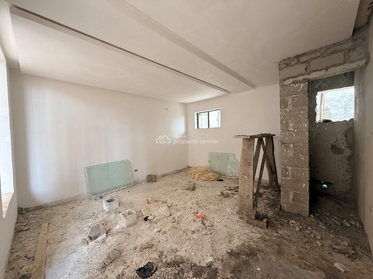 Prime Commercial Mall Spaces on a Busy Road, Lekki Phase 1, Lekki, Lagos, Plaza / Complex / Mall for Rent