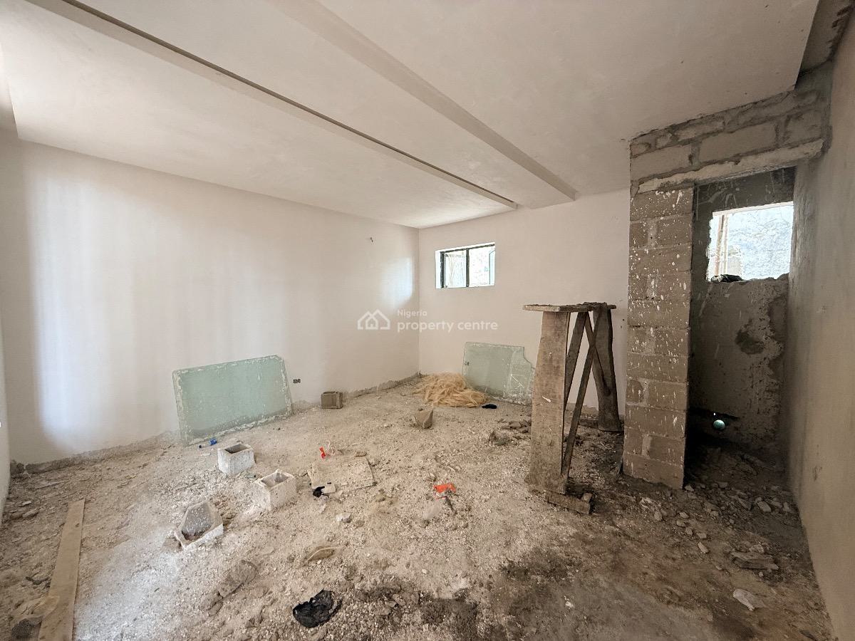 Prime Commercial Mall Spaces on a Busy Road, Lekki Phase 1, Lekki, Lagos, Plaza / Complex / Mall for Rent