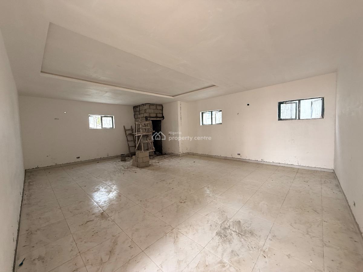 Prime Commercial Mall Spaces on a Busy Road, Lekki Phase 1, Lekki, Lagos, Plaza / Complex / Mall for Rent