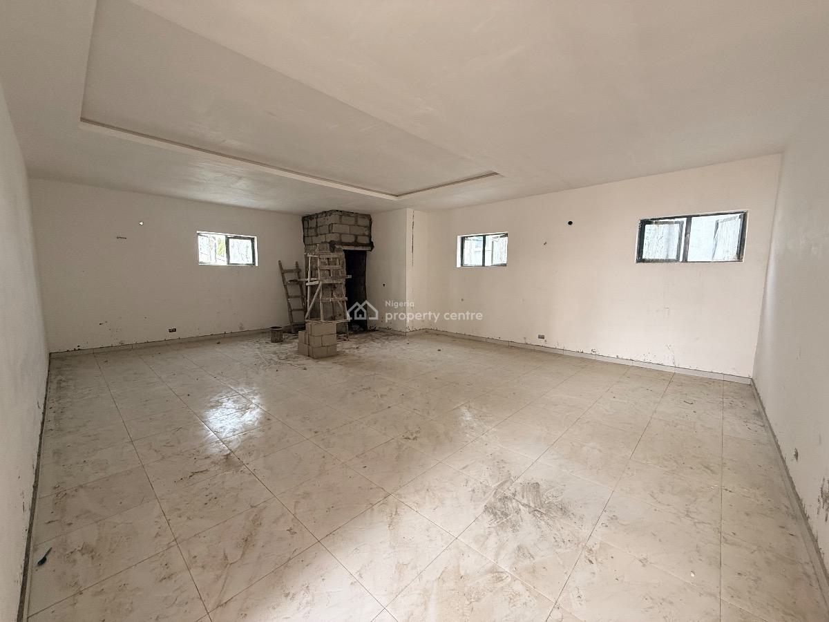 Prime Commercial Mall Spaces on a Busy Road, Lekki Phase 1, Lekki, Lagos, Plaza / Complex / Mall for Rent